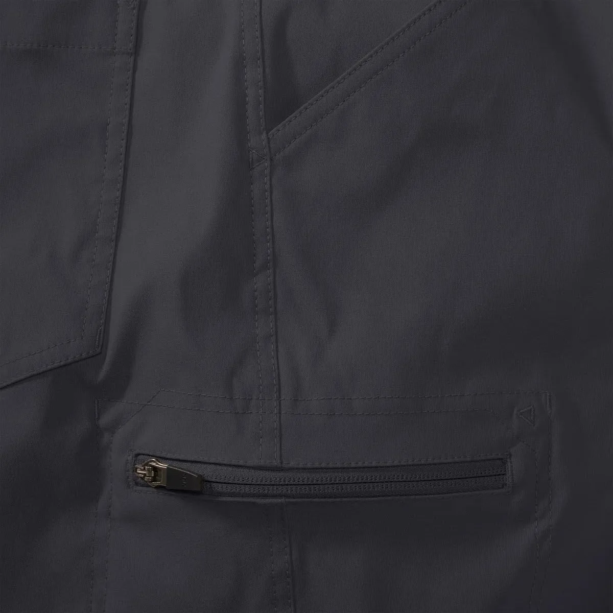 Eddie Bauer Men??s UPF 50  Classic Fit Stretch Lightweight Tech Short