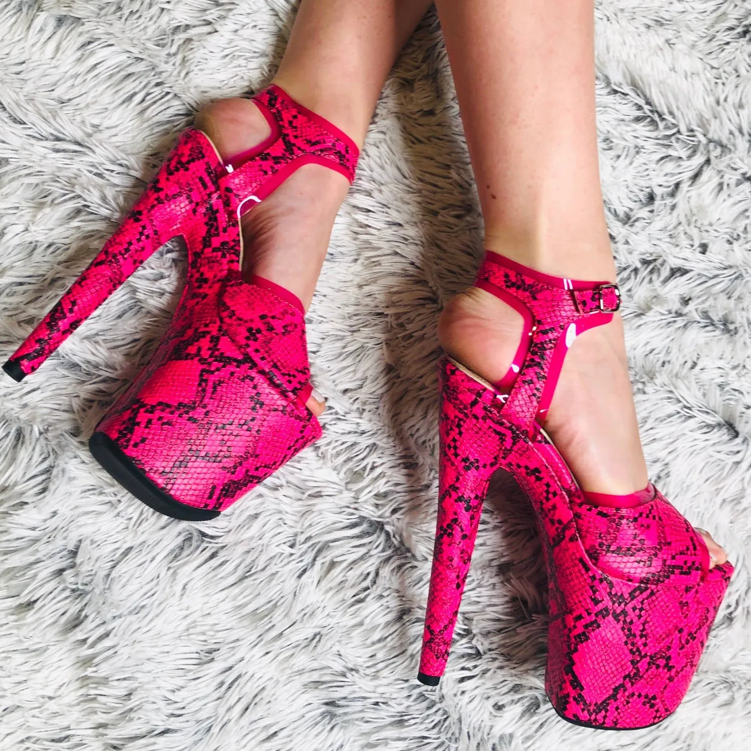 HissyFit Stiletto - 8 INCH
